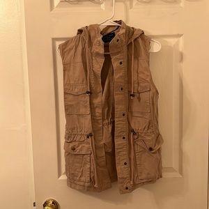 Dusty pink utility vest